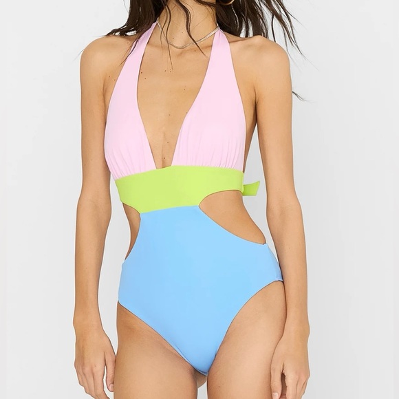 NWT Beach Bunny Nina Full One Piece